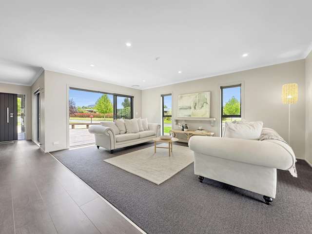 1 Montgomery Crescent Kinloch_1