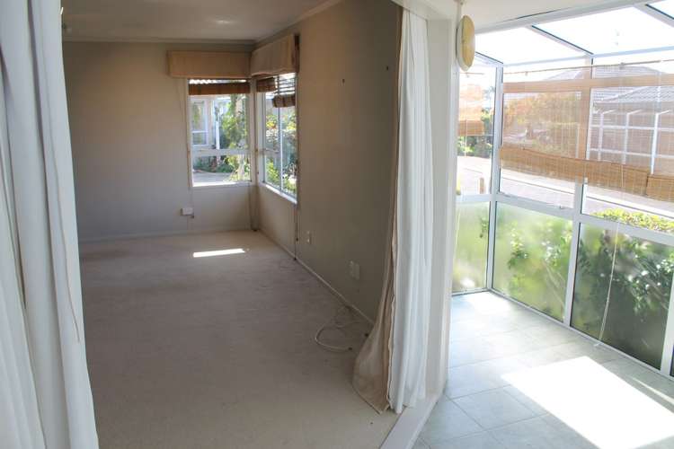 5/10 Gerard Way Saint Johns_4