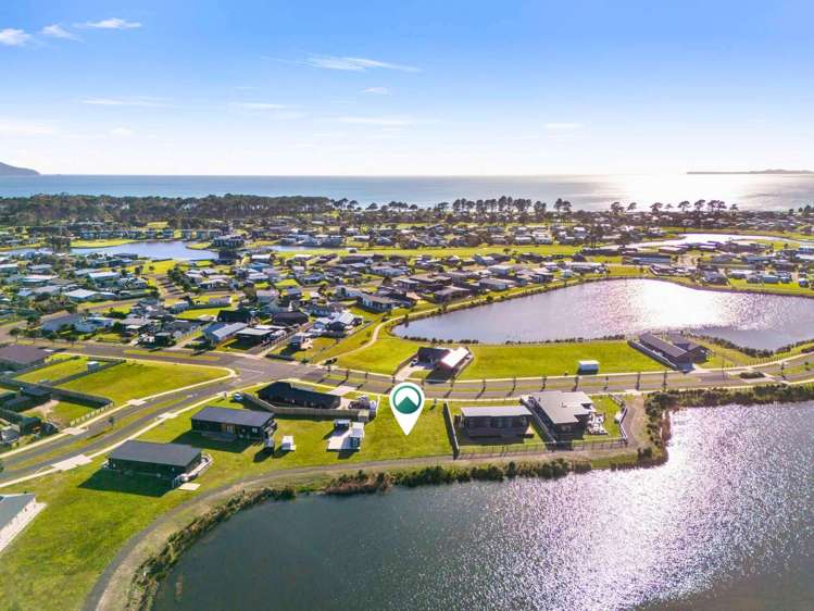 202 Harbour Drive Matarangi_11