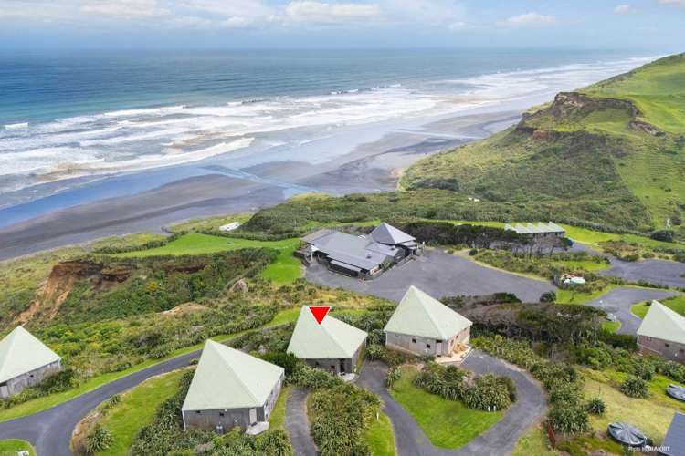 6/685 Karioitahi Road Waiuku_3