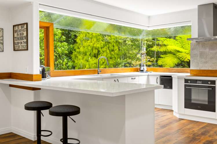 11c Longfellow Parade Glen Eden_12