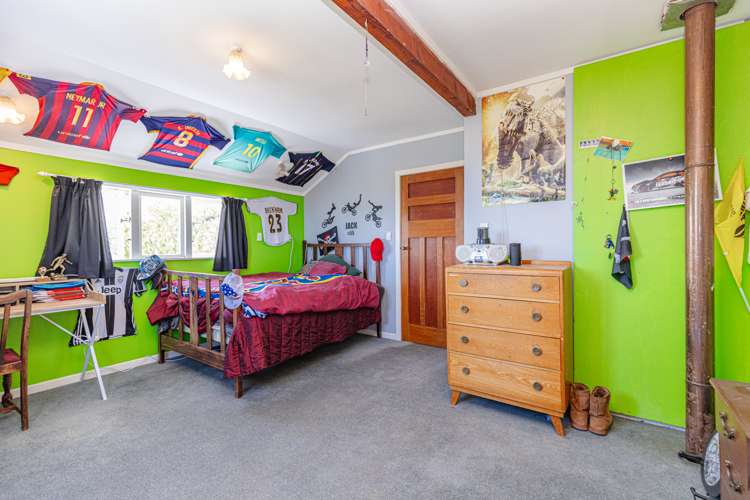 50 Shakespeare Road Bastia Hill_27