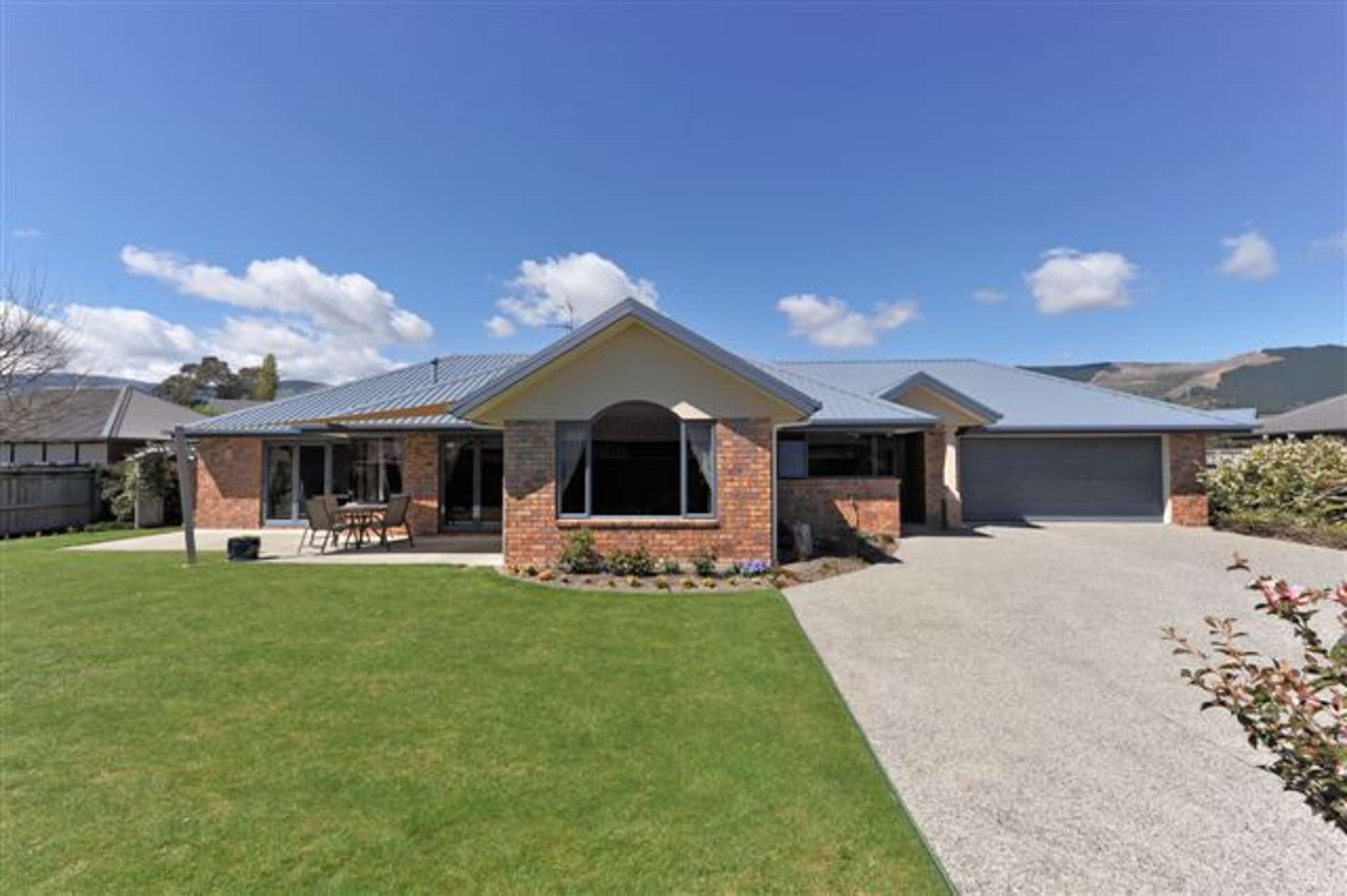 4 Strawberry Grove Richmond_0