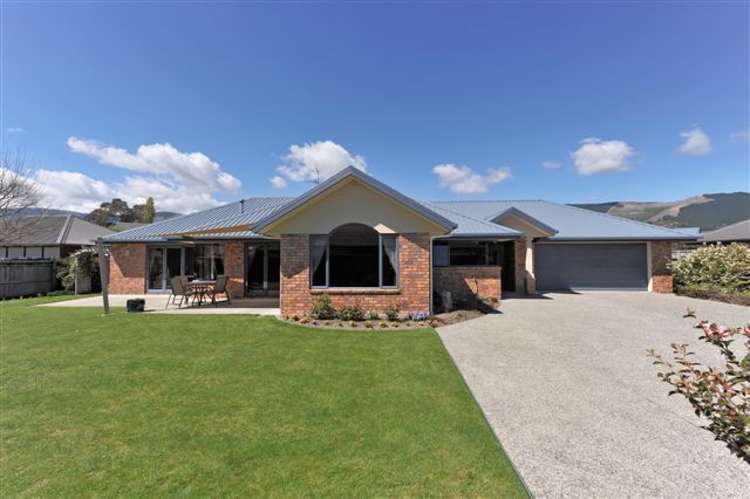 4 Strawberry Grove Richmond_0