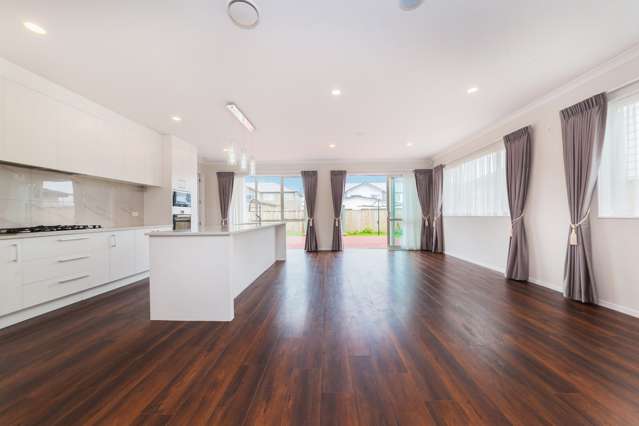 35 Rosewell Crescent Flat Bush_4