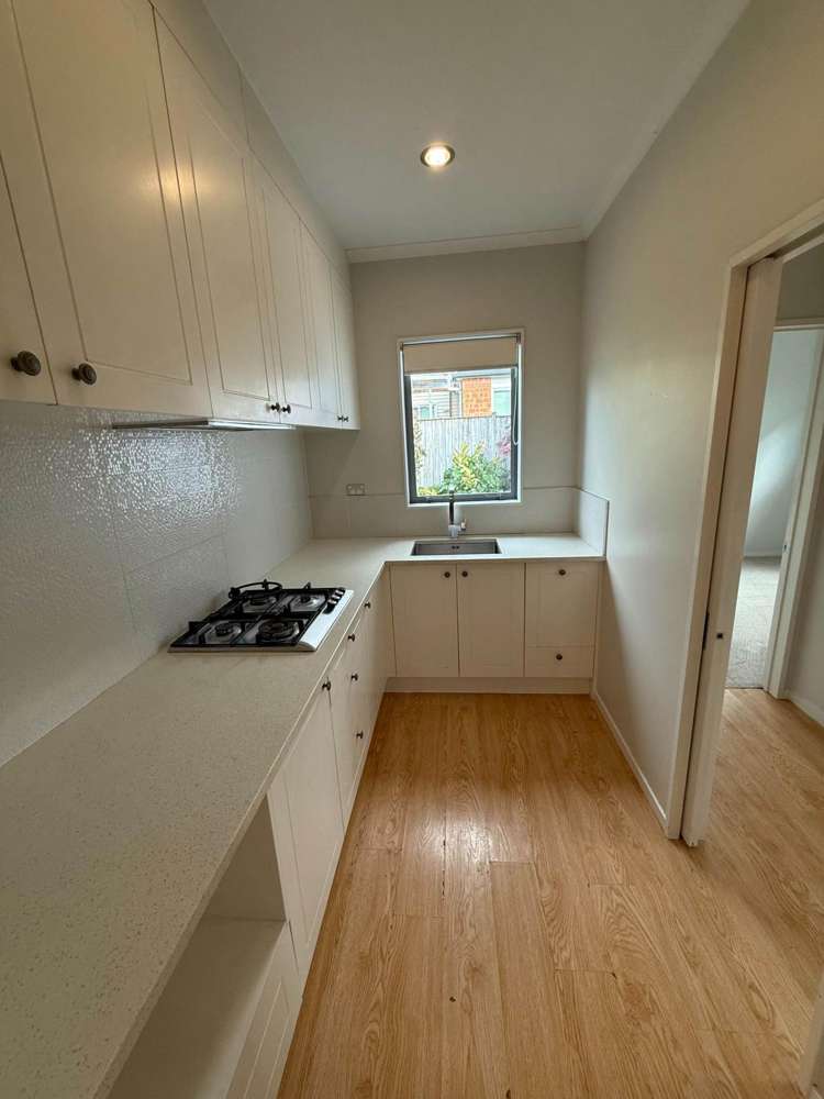 16 Beltany Drive Flat Bush_3