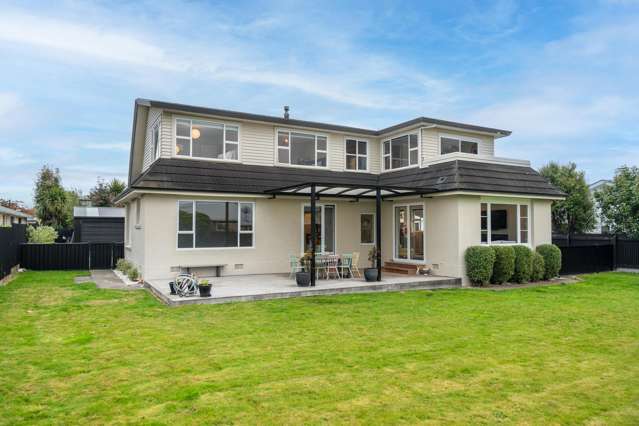 Room for Everyone in this Windsor Stunner!