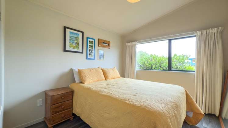 128 Kiwi Road Whangamata_14