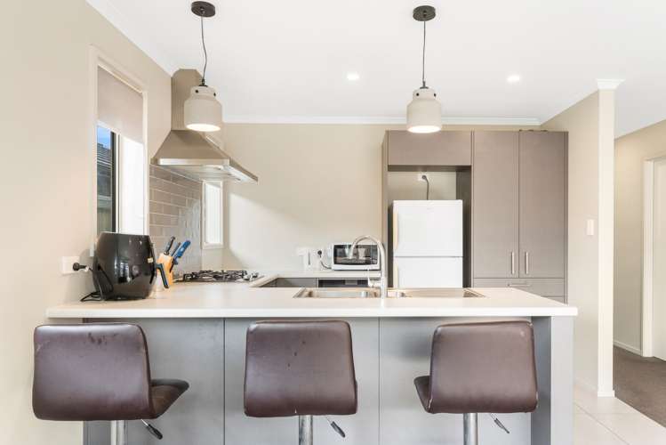 34 Hills View Drive Papamoa_6