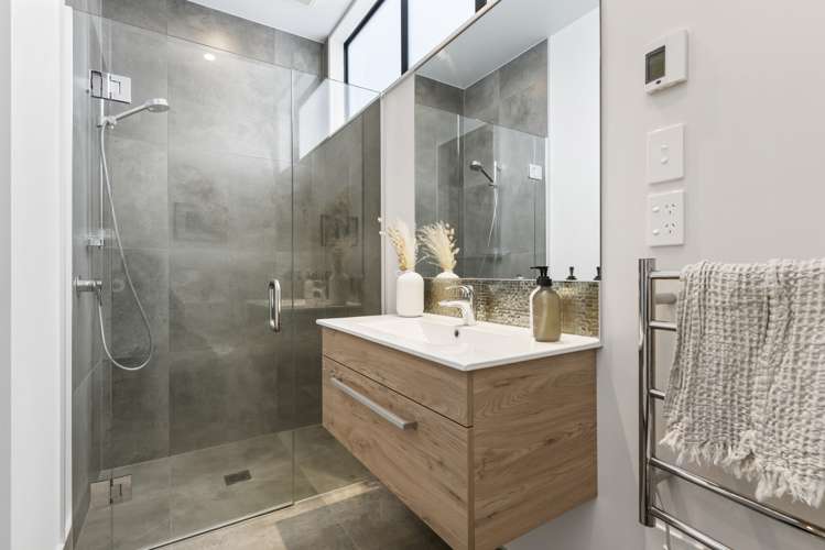 4 Gateway Avenue Beachlands_29