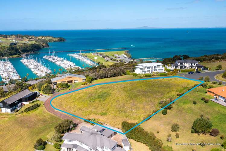 68 Balboa Drive Matakatia_11