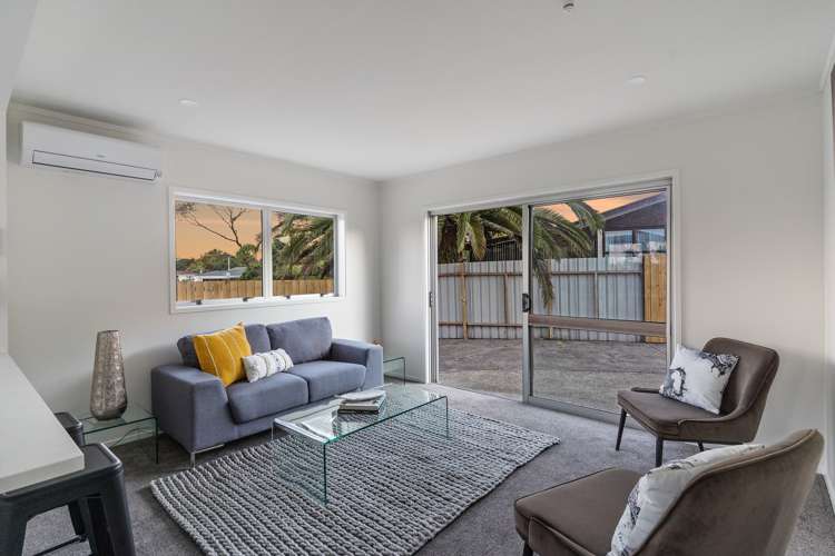 11 Queen Mary Avenue New Lynn_22