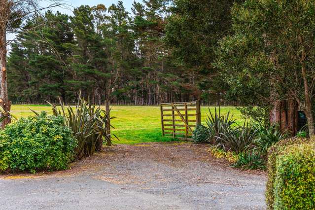 1777 Broadlands Road Broadlands Forest_2