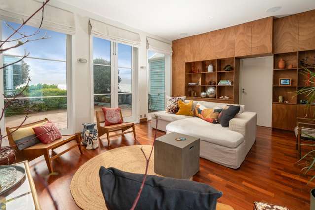 69 Marine Parade Seatoun_4