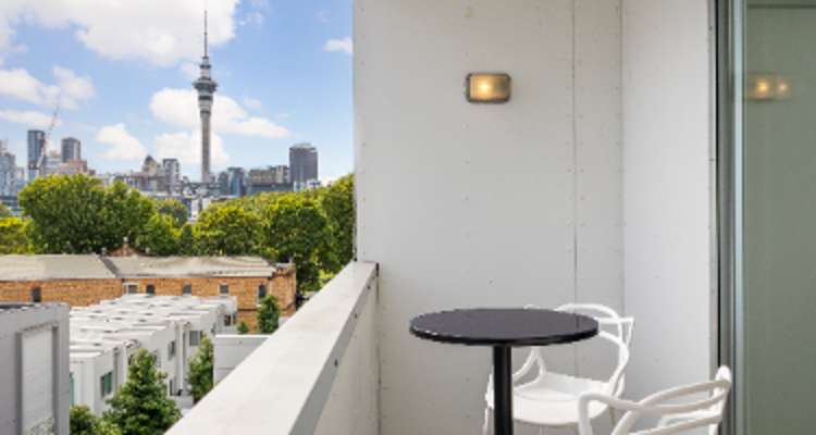 16j Fisher-Point Drive_0