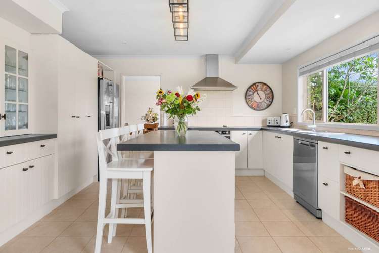 7 Brechin Place Wattle Downs_2