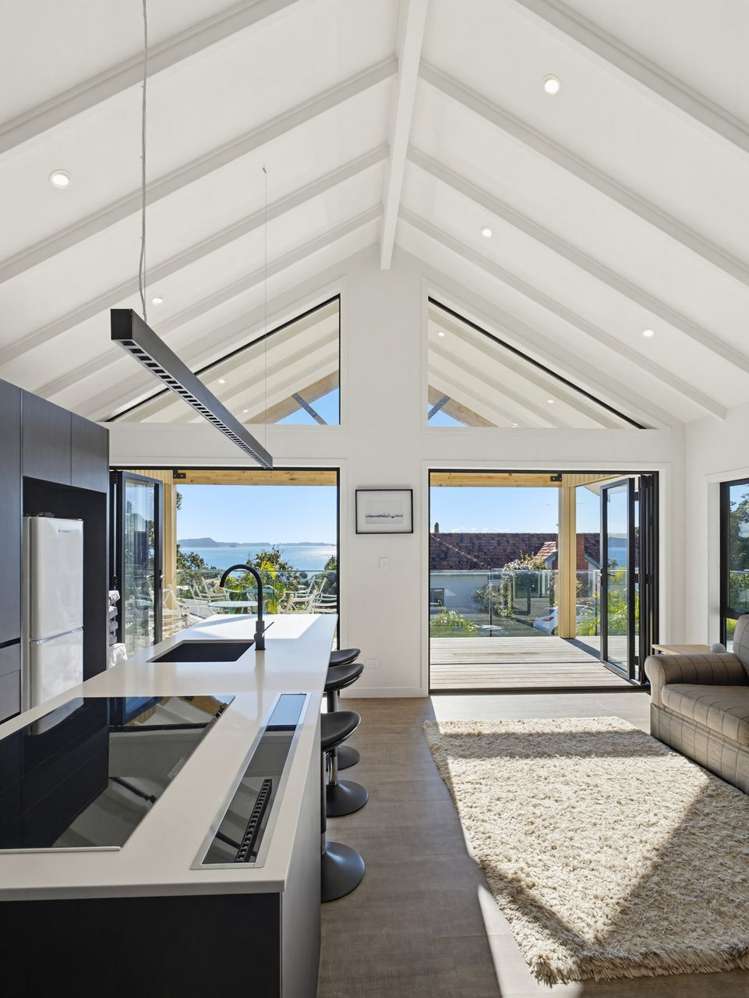 2D Vipond Road_0