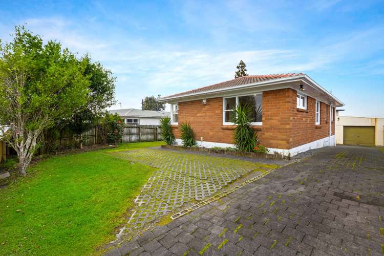 21 Bodi Place Te Atatu South_14