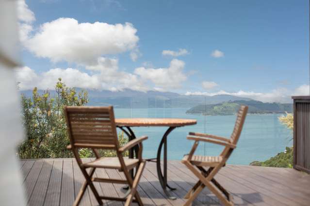 Stunning Harbour Views & Family-Friendly Living