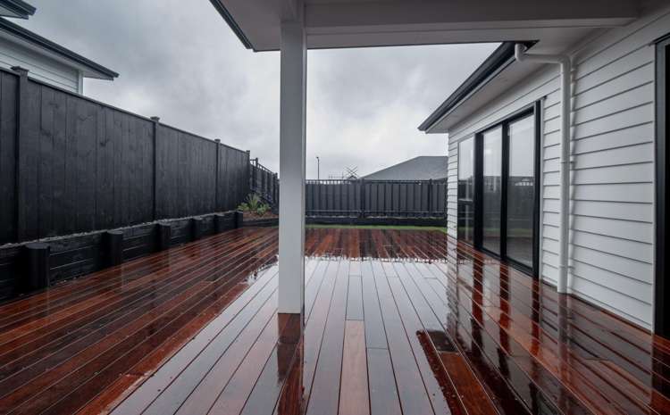 8 Fallowdown Street Milldale_13