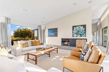 273 Green Road_4