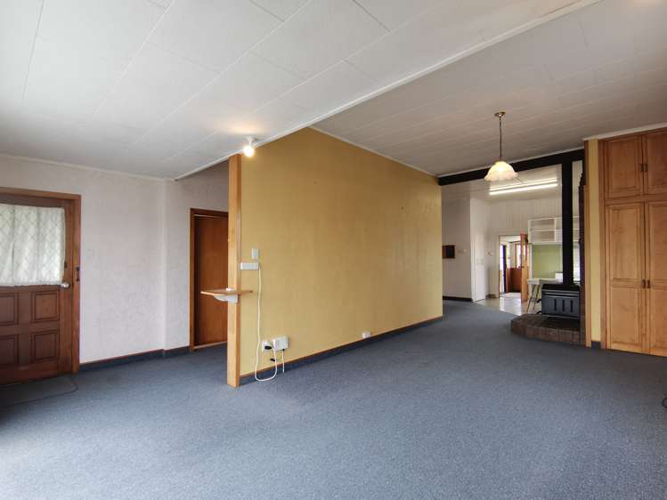 124 Davie Street Hokitika_6