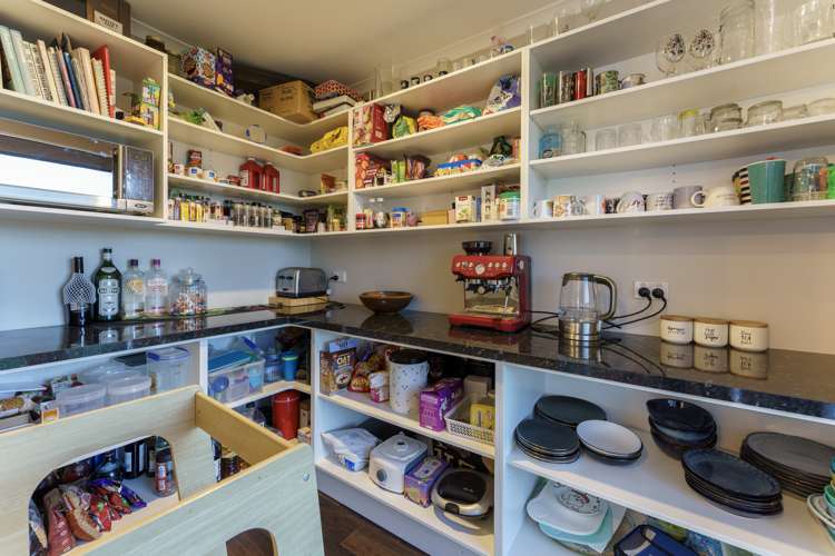 16 Verdeco Boulevard Lincoln_12