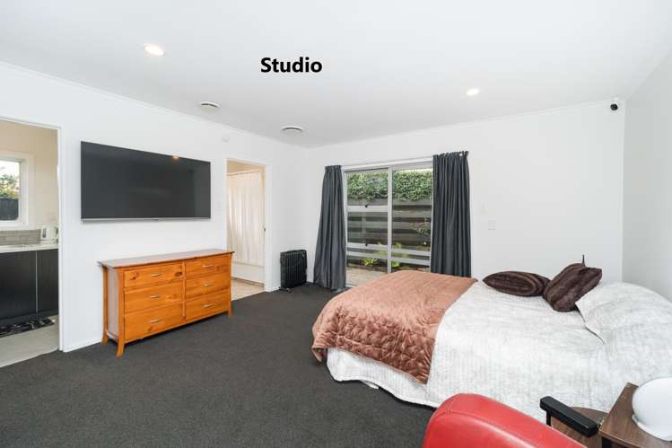 8 Aintree Crescent Awapuni_13