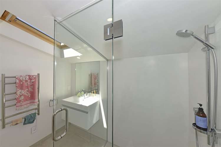 2 Challenger Lane Redcliffs_17