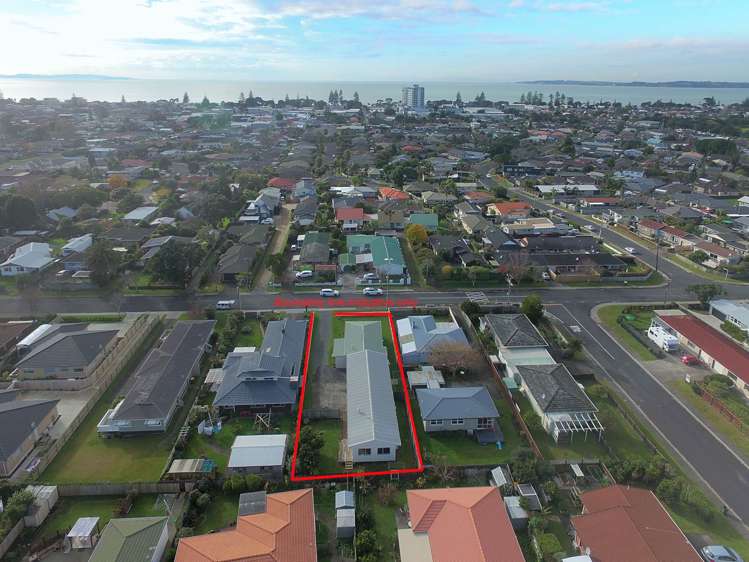 20 Hatton Road Orewa_18