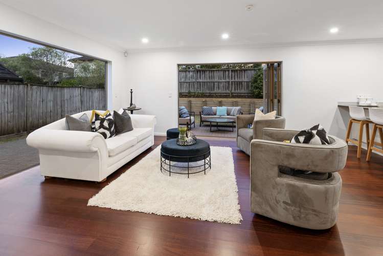 6 Oak Bark Drive Schnapper Rock_7