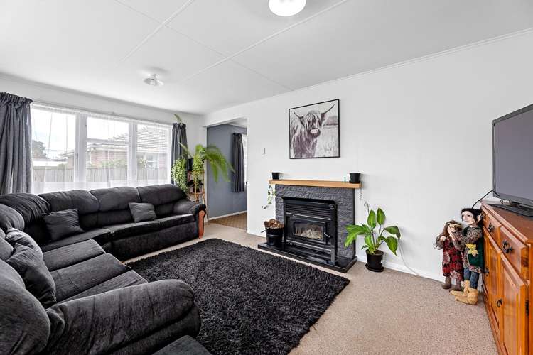 5 Gill Crescent Redwoodtown_7
