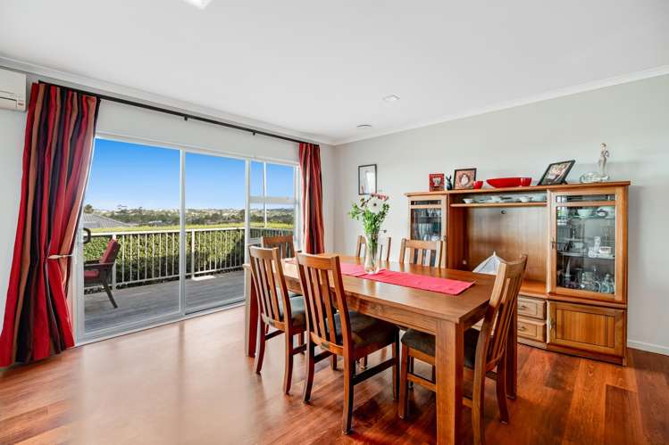63 Chesterfield Way Orewa_13