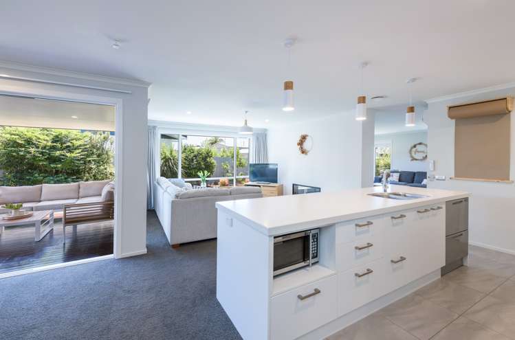 29 Leicester Street Stoke_14