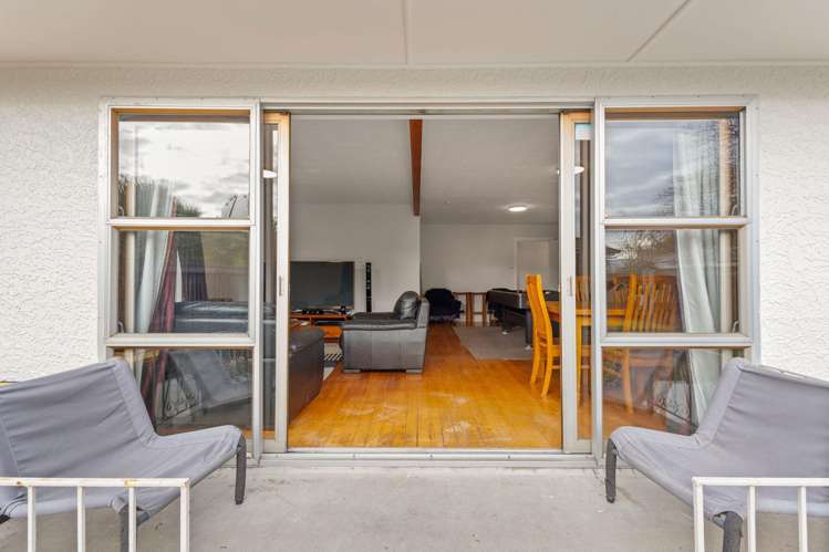 1/22 Downing Street Hoon Hay_12