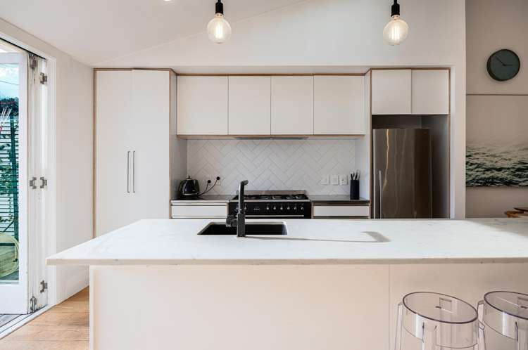 9 Ocean View Road Hillcrest_5