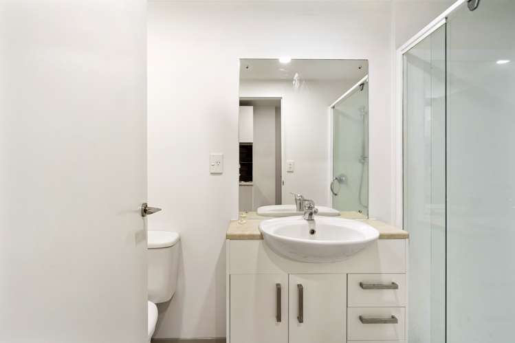 3i/23 Emily Place Auckland Central_13