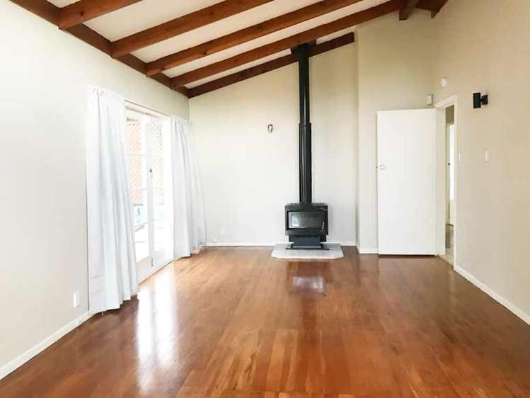 12 Pedersen Place Bucklands Beach_4