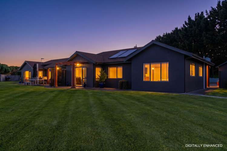 16 Urenui Beach Road_1