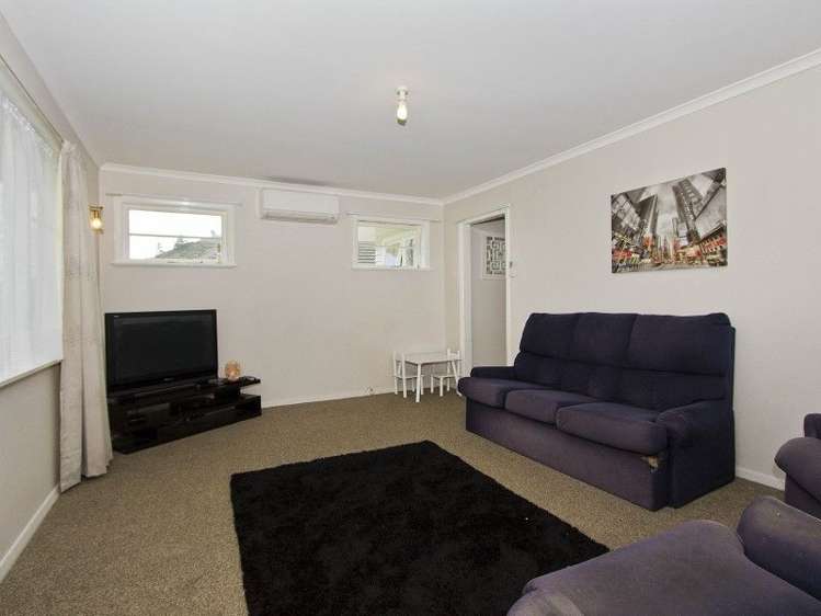 117 Hine Road Wainuiomata_7