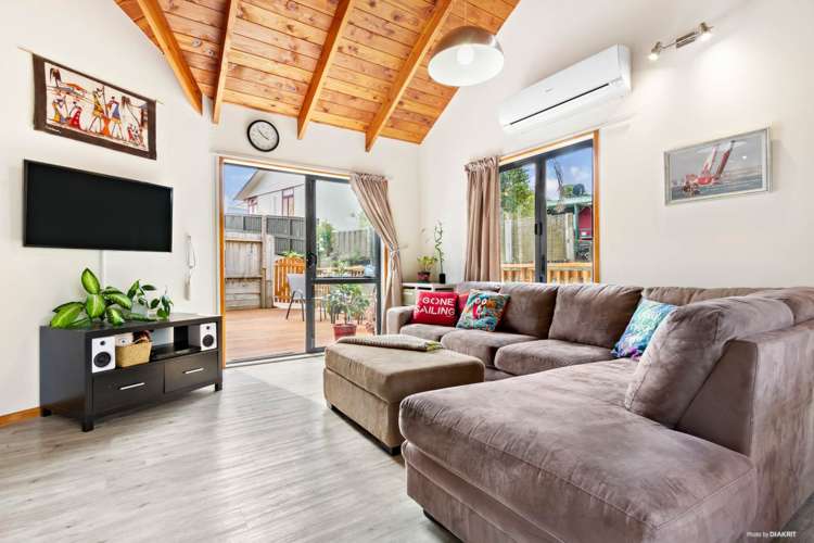 1/20 Withers Road Glen Eden_5