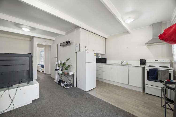 1-6, 144 Malfroy Road Victoria_10