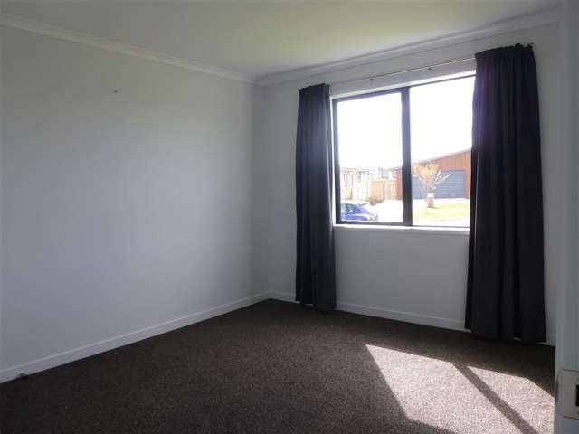 51 Jarrett Terrace Leamington_4