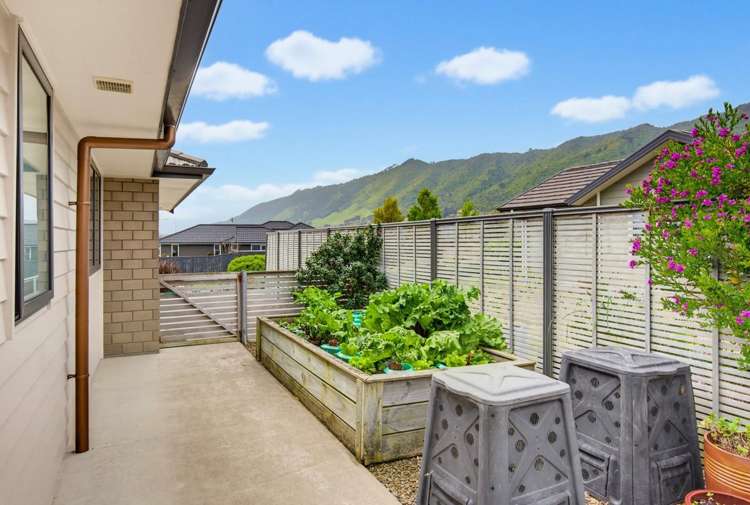 35 Waipunahau Road Waikanae_13