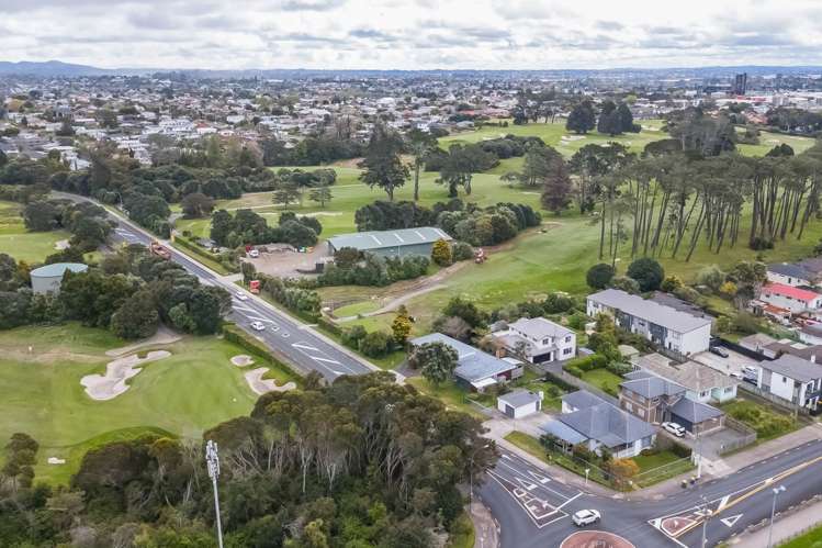 185A Portage Road New Lynn_25
