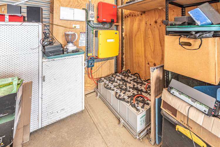 461 Longacre Road Okoia_8