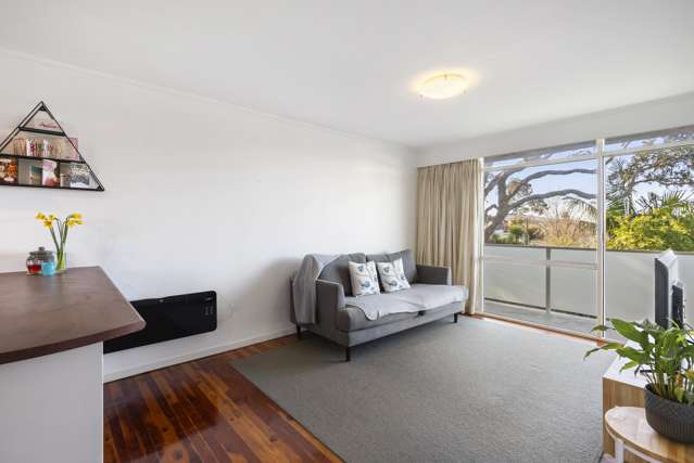 5/77 Old Lake Road Narrow Neck_4