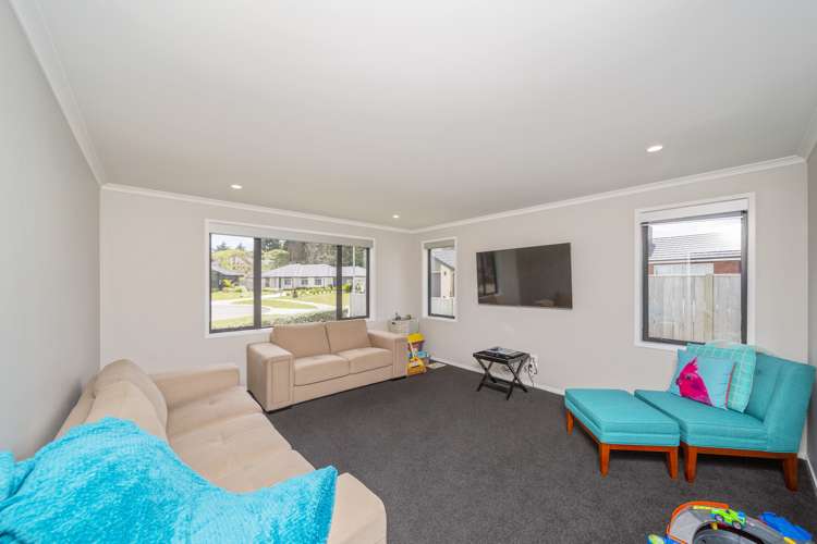 12 Ryder Drive Waiwhakaiho_12