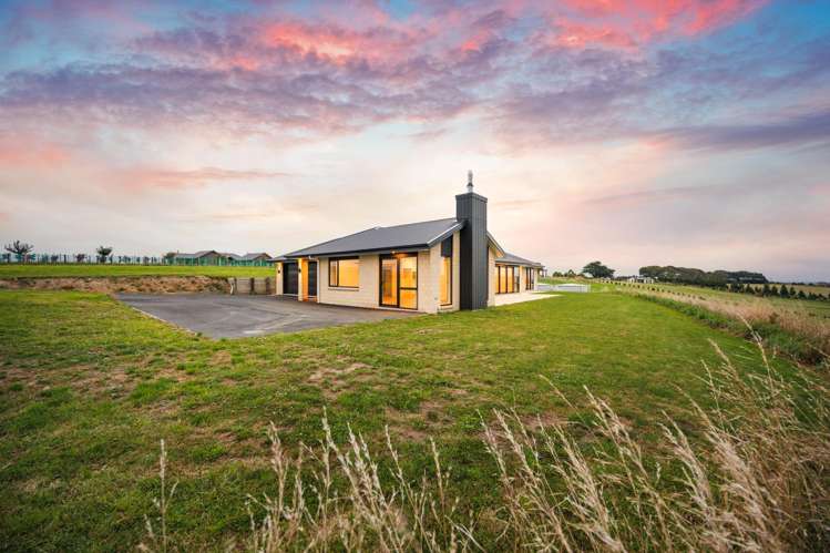 46 Fry Road Halcombe_17