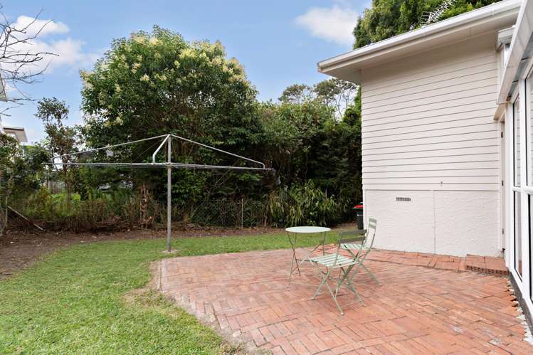 86 Kimber Hall Avenue Mount Roskill_13